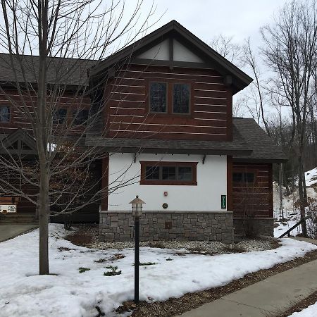 Boyne Mountain Creekside Condo Boyne Falls Buitenkant foto