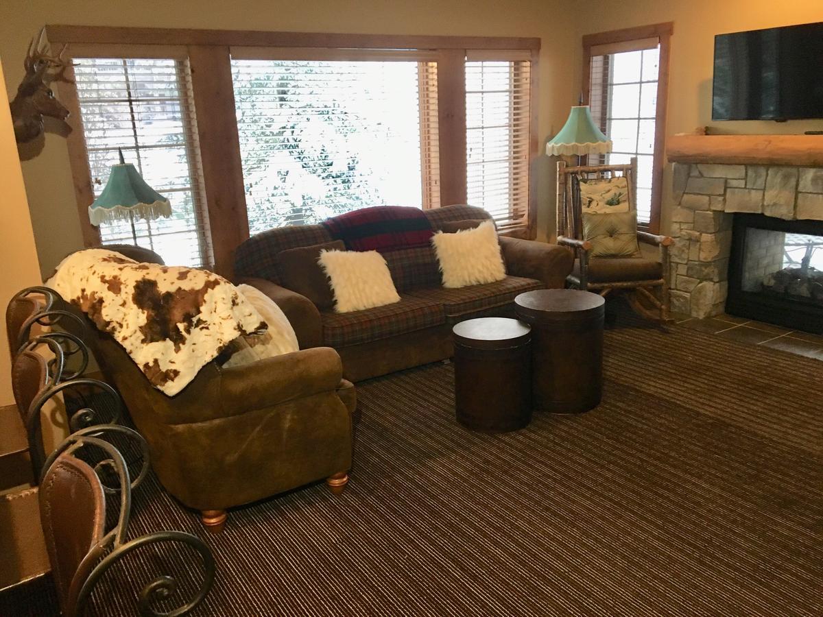 Boyne Mountain Creekside Condo Boyne Falls Buitenkant foto